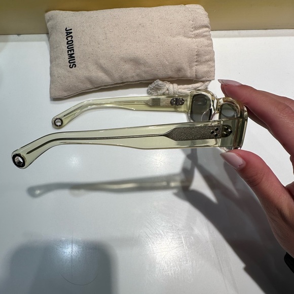 JACQUEMUS Les Lunettes Sunglasses in Multi Green - Picture 4 of 14